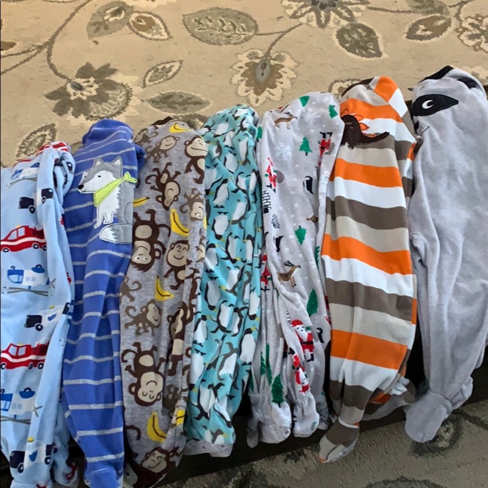 Bundle of 7 Carter’s PJs
